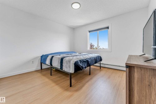 #416 2305 35A Av Nw, Edmonton, AB - Indoor Photo Showing Bedroom