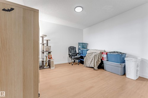 #416 2305 35A Av Nw, Edmonton, AB - Indoor
