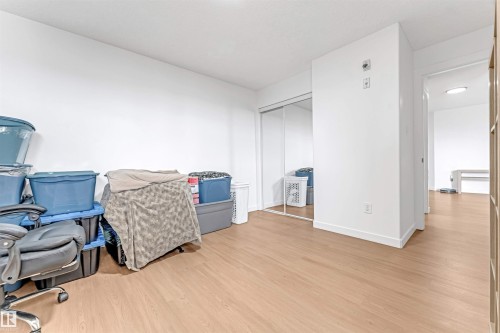 #416 2305 35A Av Nw, Edmonton, AB - Indoor