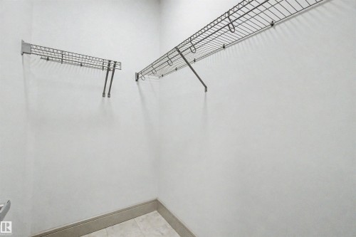 7307 Armour Crescent Sw, Edmonton, AB - Indoor With Storage