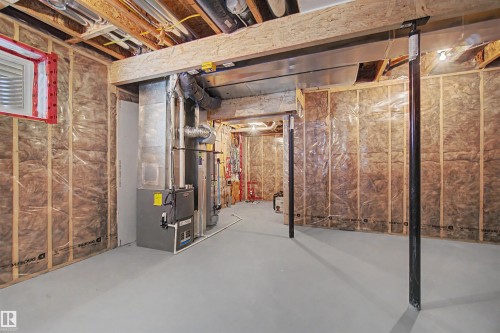 7307 Armour Crescent Sw, Edmonton, AB - Indoor Photo Showing Basement