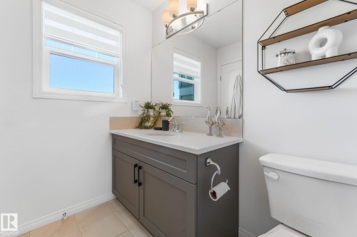 4417 38 Street, Beaumont, AB - Indoor Photo Showing Bathroom
