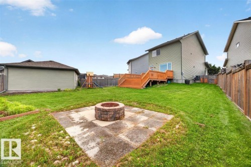 3150 Carpenter Landing Sw, Edmonton, AB - Outdoor With Backyard With Exterior