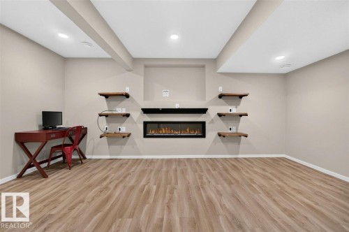 3150 Carpenter Landing Sw, Edmonton, AB - Indoor Photo Showing Other Room