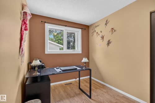 5 Wilson Crescent, Sherwood Park, AB - Indoor Photo Showing Office