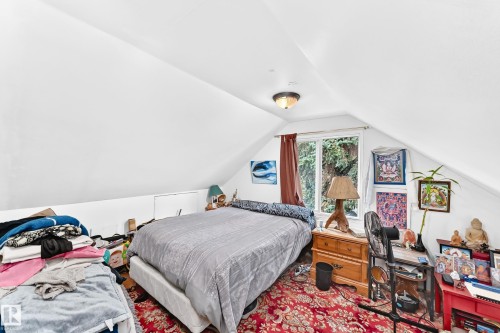 12031 90 Street Nw, Edmonton, AB - Indoor Photo Showing Bedroom