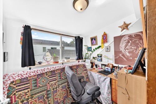 12031 90 Street Nw, Edmonton, AB - Indoor