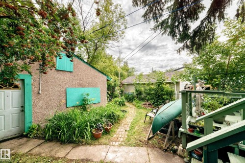 12031 90 Street Nw, Edmonton, AB - Outdoor