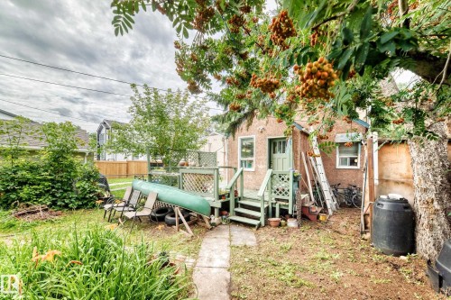 12031 90 Street Nw, Edmonton, AB - Outdoor