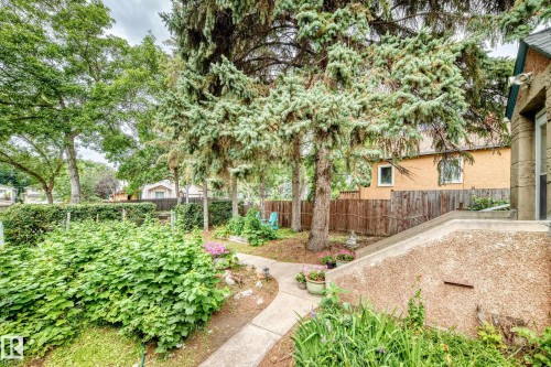 12031 90 Street Nw, Edmonton, AB - Outdoor