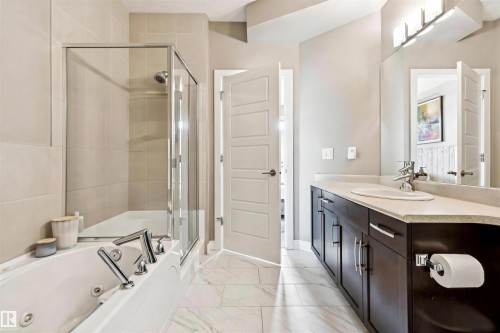 #104 9603 98 Av Nw, Edmonton, AB - Indoor Photo Showing Bathroom