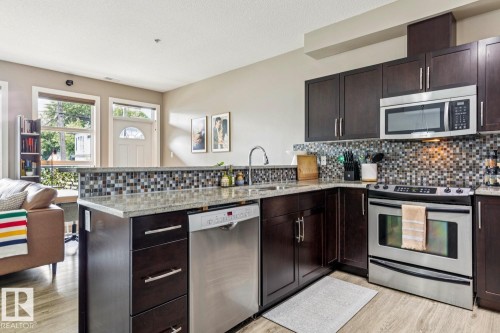 #104 9603 98 Av Nw, Edmonton, AB - Indoor Photo Showing Kitchen With Upgraded Kitchen