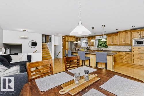 4707 108 Avenue Nw, Edmonton, AB - Indoor