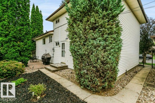 4707 108 Avenue Nw, Edmonton, AB - Outdoor
