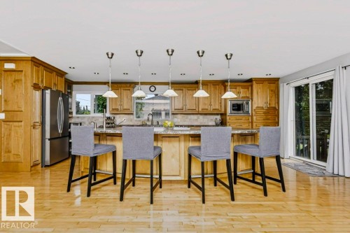 4707 108 Avenue Nw, Edmonton, AB - Indoor