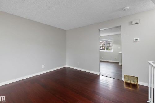 112 Tudor Lane Nw, Edmonton, AB - Indoor Photo Showing Other Room