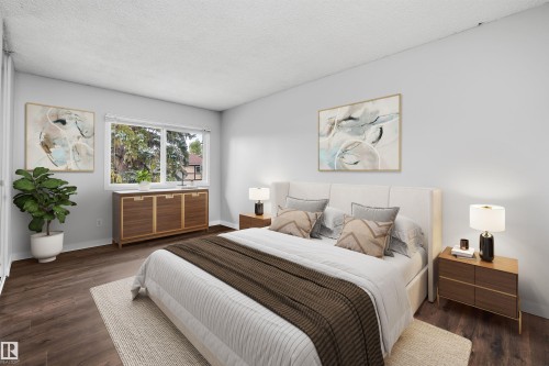 112 Tudor Lane Nw, Edmonton, AB - Indoor Photo Showing Bedroom