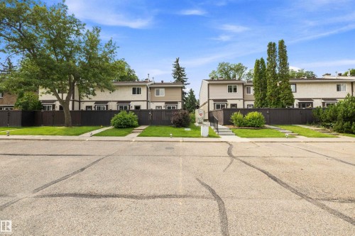 112 Tudor Lane Nw, Edmonton, AB - Outdoor