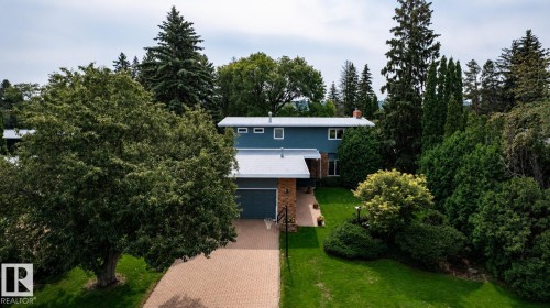 7711 139 Street Nw, Edmonton, AB - Outdoor