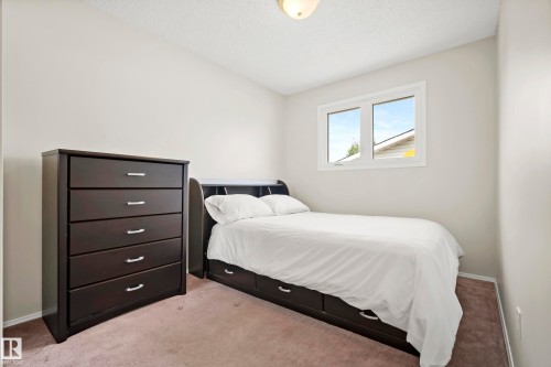 17312 105 Street Nw, Edmonton, AB - Indoor Photo Showing Bedroom