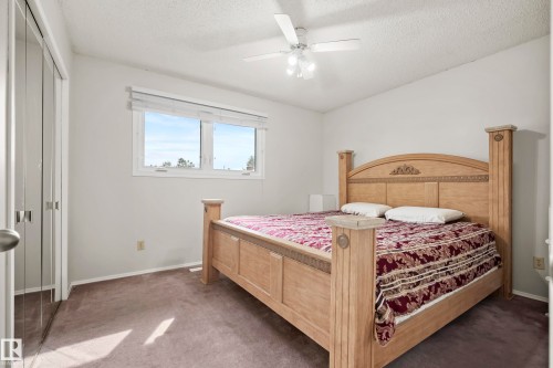 17312 105 Street Nw, Edmonton, AB - Indoor Photo Showing Bedroom