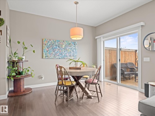 6318 167A Avenue Nw, Edmonton, AB - Indoor Photo Showing Dining Room
