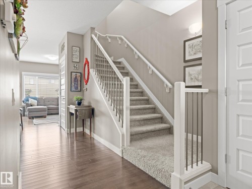 6318 167A Avenue Nw, Edmonton, AB - Indoor Photo Showing Other Room