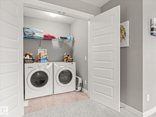 6318 167A Avenue Nw, Edmonton, AB - Indoor Photo Showing Laundry Room