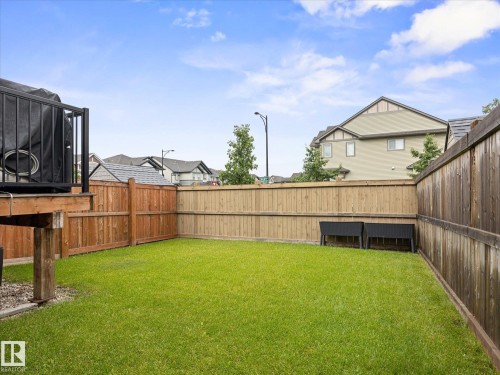 6318 167A Avenue Nw, Edmonton, AB - Outdoor