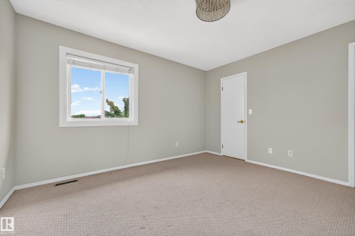 #14 14803 34 St Nw, Edmonton, AB - Indoor Photo Showing Other Room
