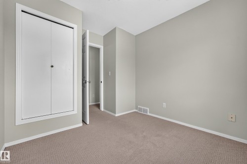 #14 14803 34 St Nw, Edmonton, AB - Indoor Photo Showing Other Room