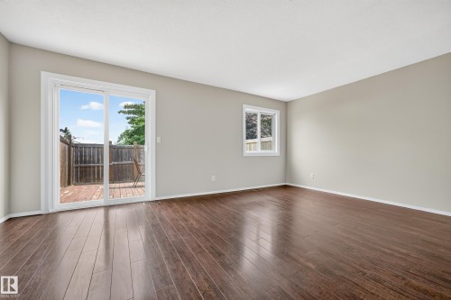 #14 14803 34 St Nw, Edmonton, AB - Indoor Photo Showing Other Room