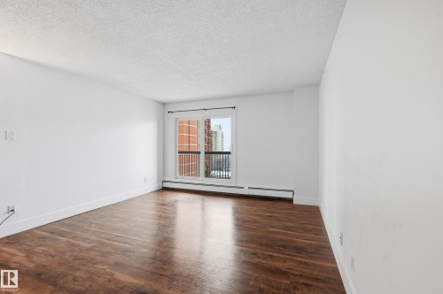 9929 113 Street Nw, Edmonton, AB - Indoor Photo Showing Other Room