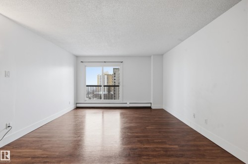 9929 113 Street Nw, Edmonton, AB - Indoor Photo Showing Other Room