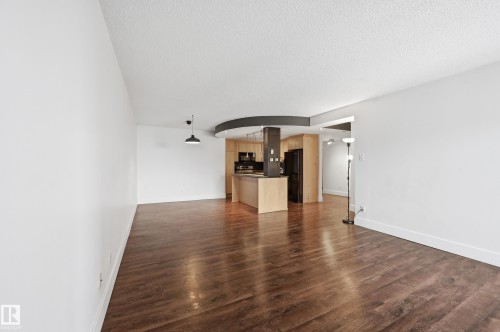 9929 113 Street Nw, Edmonton, AB - Indoor