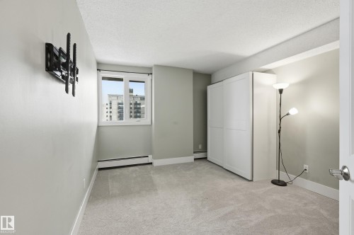 9929 113 Street Nw, Edmonton, AB - Indoor Photo Showing Other Room