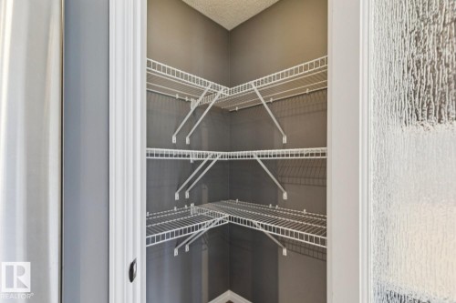 5935 18 Avenue Sw, Edmonton, AB - Indoor With Storage