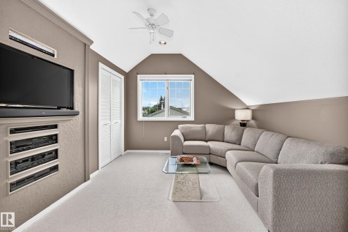 13003 124 Avenue Nw, Edmonton, AB - Indoor