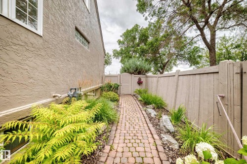 13003 124 Avenue Nw, Edmonton, AB - Outdoor