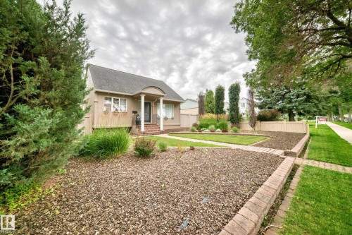 13003 124 Avenue Nw, Edmonton, AB - Outdoor