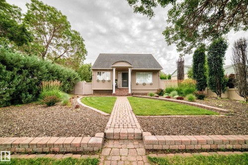 13003 124 Avenue Nw, Edmonton, AB - Outdoor