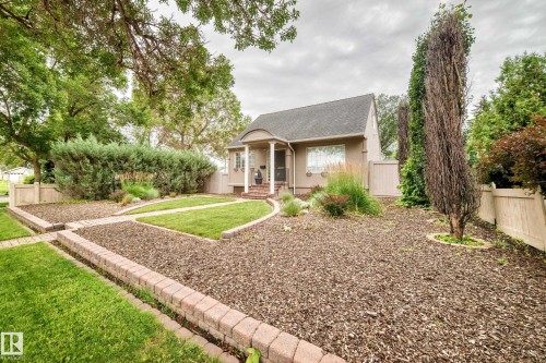 13003 124 Avenue Nw, Edmonton, AB - Outdoor