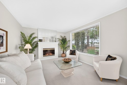 13003 124 Avenue Nw, Edmonton, AB - Indoor Photo Showing Living Room With Fireplace