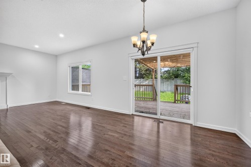 8226 180A Avenue Nw, Edmonton, AB - Indoor Photo Showing Other Room