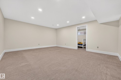 8226 180A Avenue Nw, Edmonton, AB - Indoor Photo Showing Other Room