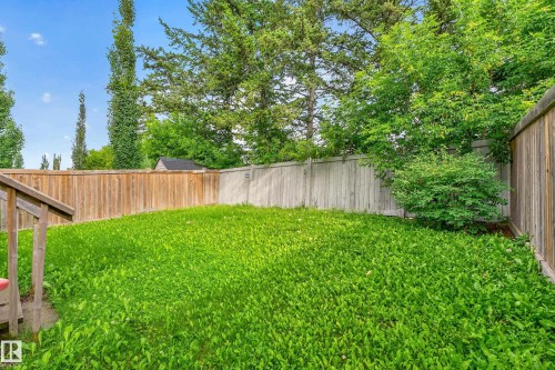 8226 180A Avenue Nw, Edmonton, AB - Outdoor