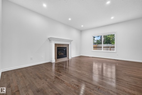 8226 180A Avenue Nw, Edmonton, AB - Indoor Photo Showing Living Room With Fireplace