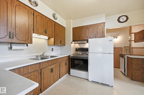 11310 110 Avenue Nw, Edmonton, AB - Indoor Photo Showing Kitchen With Double Sink