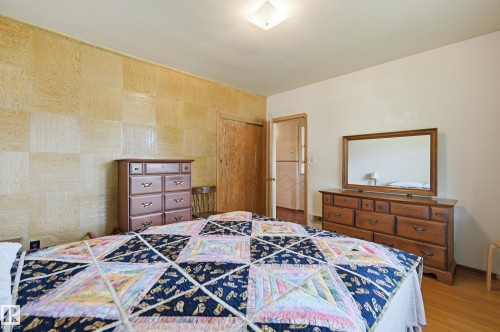 11310 110 Avenue Nw, Edmonton, AB - Indoor Photo Showing Bedroom