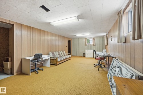 11310 110 Avenue Nw, Edmonton, AB - Indoor